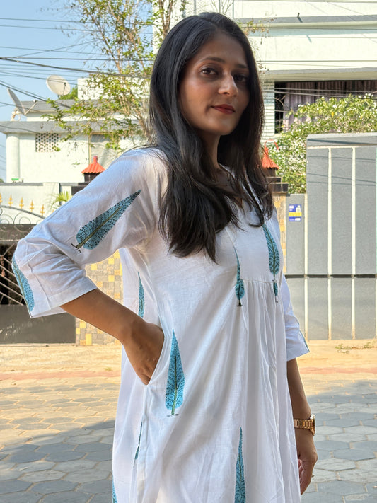 Anokhi Kurta Set