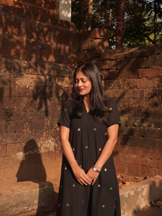 Raat Ki Rangoli Black Jamdani Dress