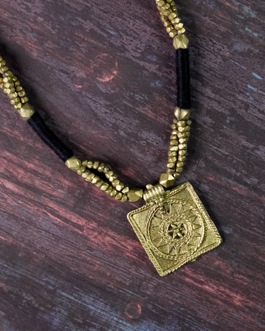 Black and Gold Neckpiece