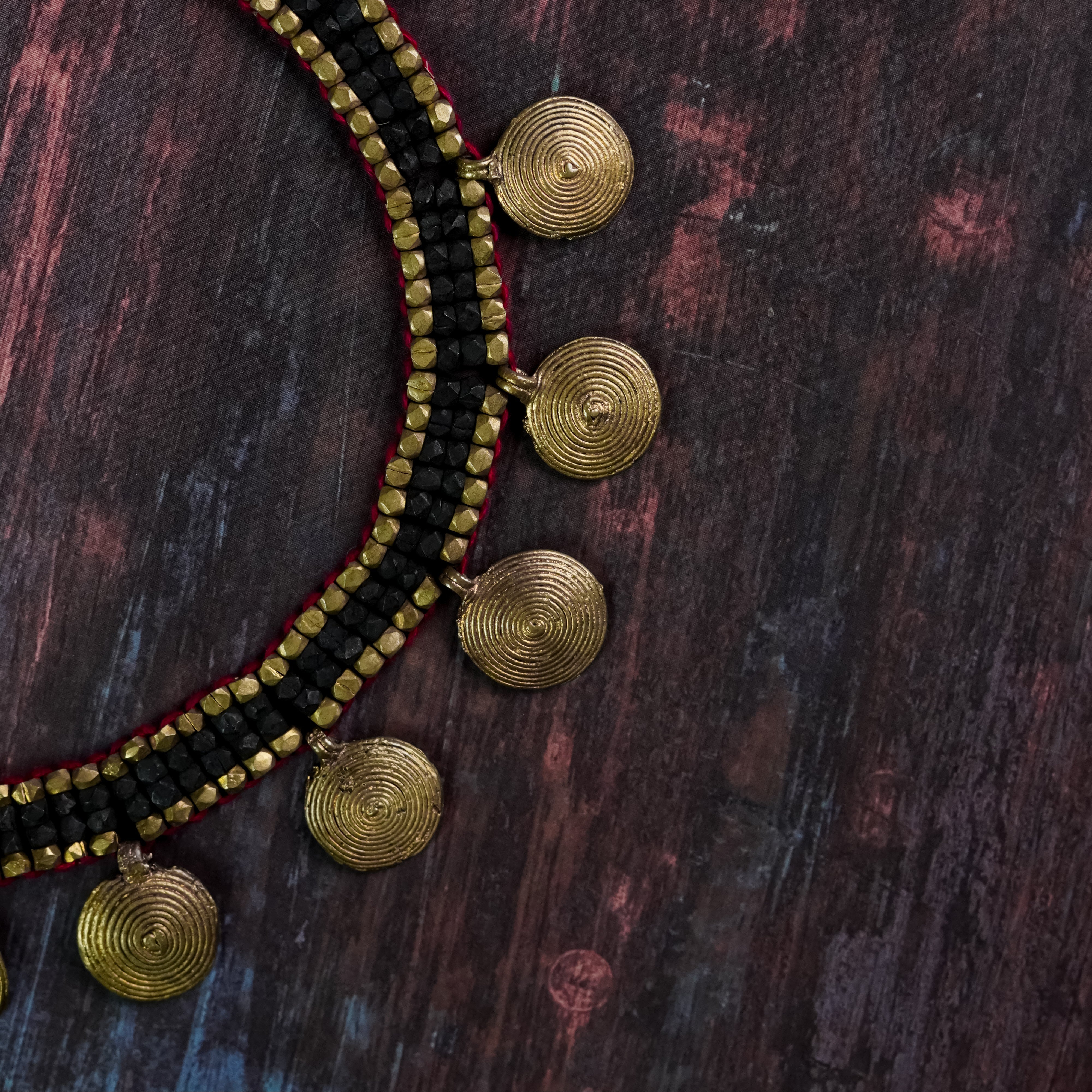 Red And Black Short Temple Style Neckpiece