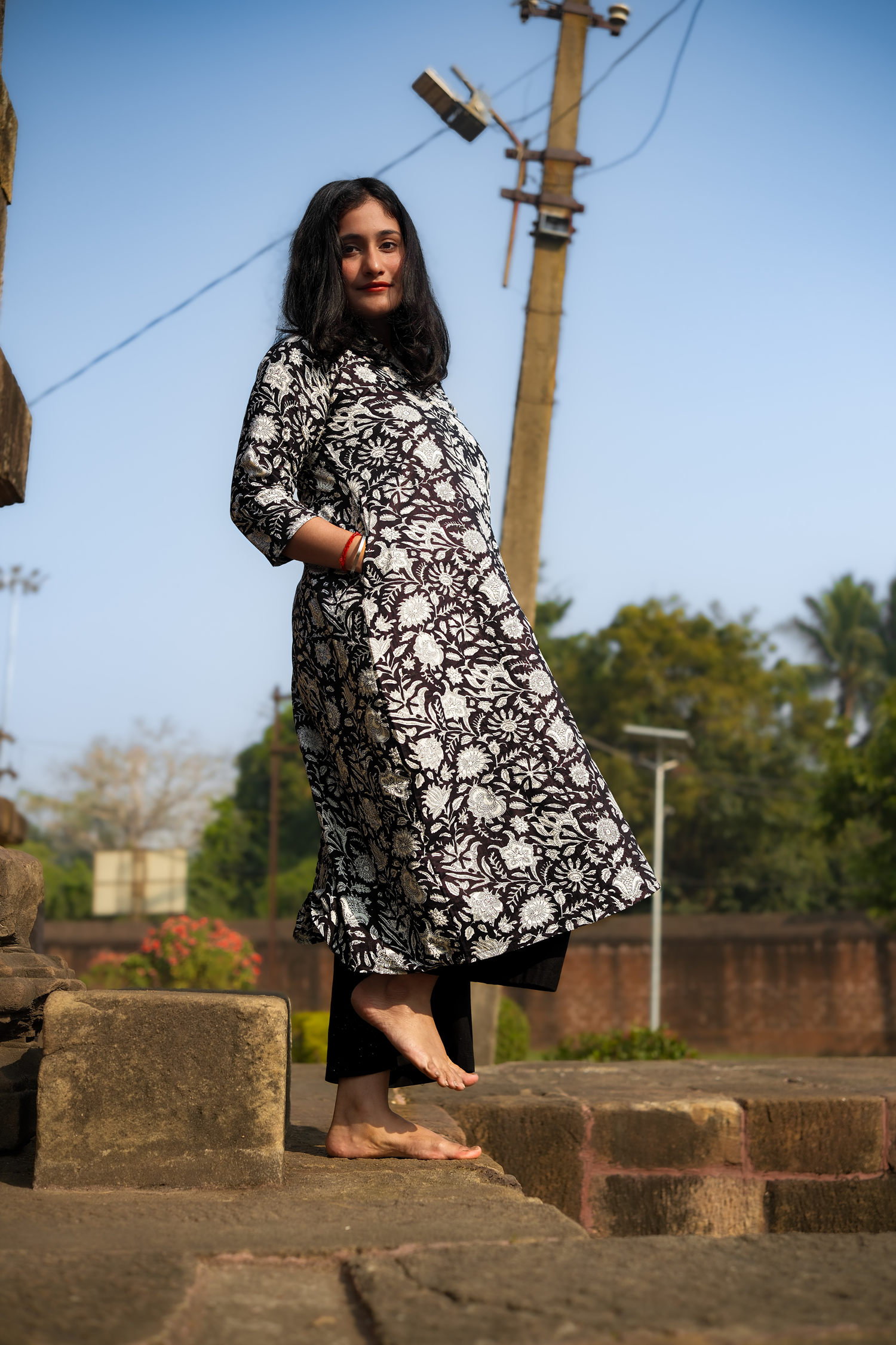 Noir et Blanc(B&W) Baani Kurta Set