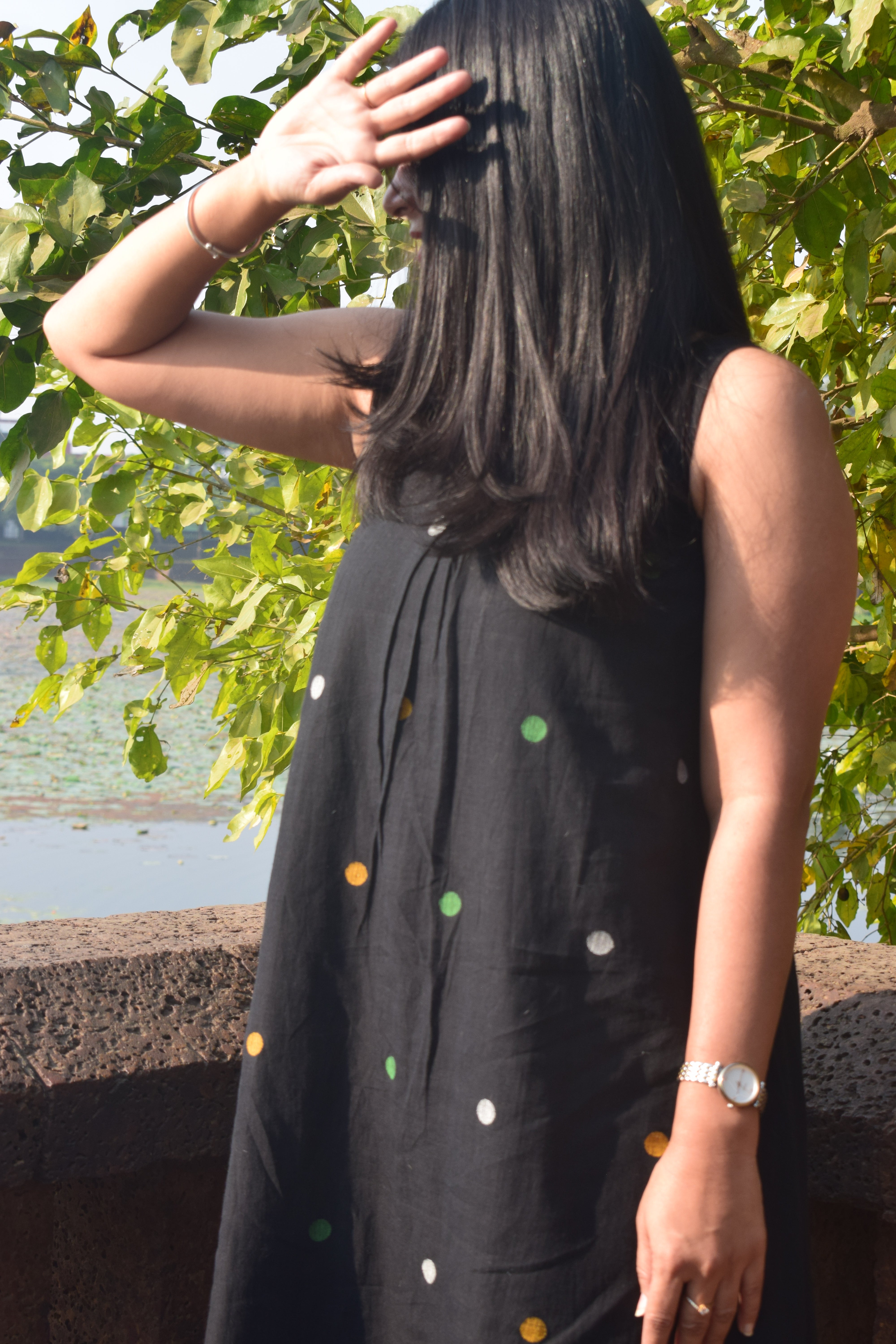 Raat Ki Rangoli Jamdani Sleeveless Dress - Black Handwoven Women's Dress